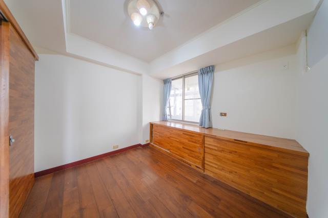 高雄三民區大樓-7