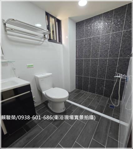 中壢體育園區邊間透天