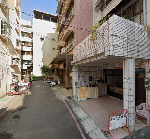 鳳山公寓法拍-1