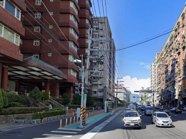 新北五股大樓法拍-5