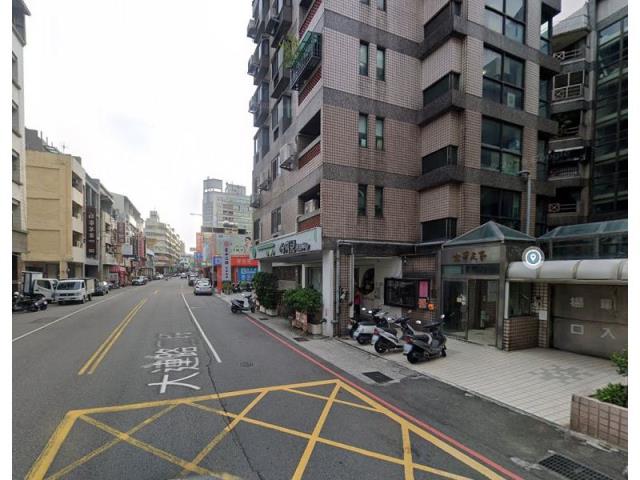 台中北屯華廈法拍-3