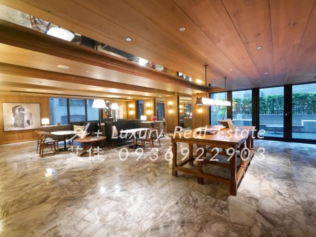 首泰信義全日餐廳