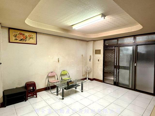 台南中西區公寓-1