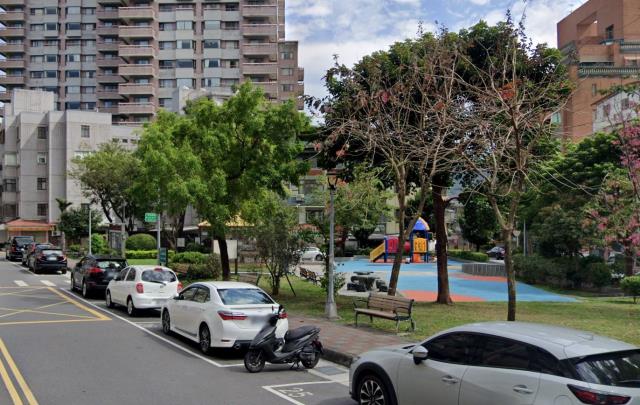 士林拍賣華廈-7