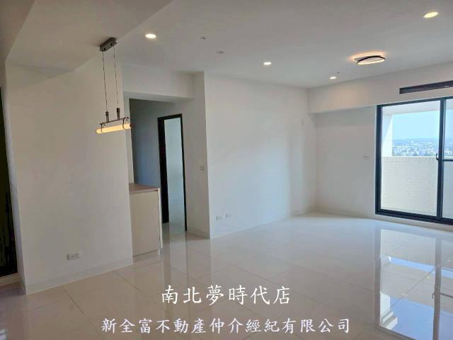 台南新市大樓-11