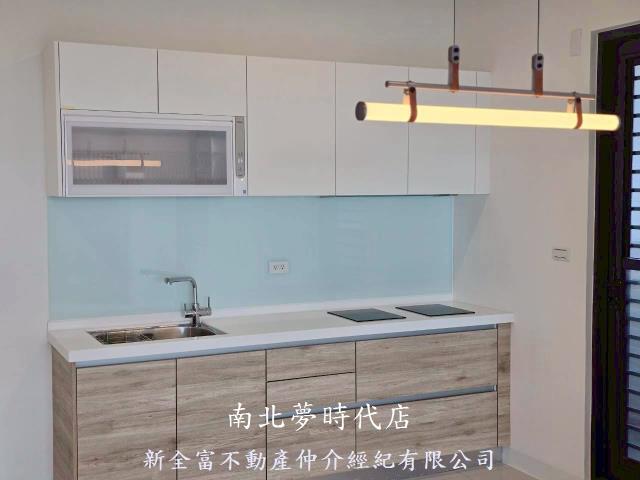 台南新市大樓-13