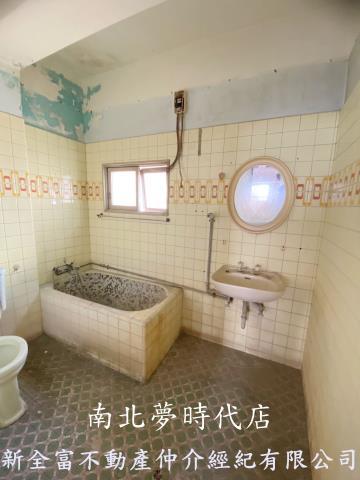 台南中西區透天-12