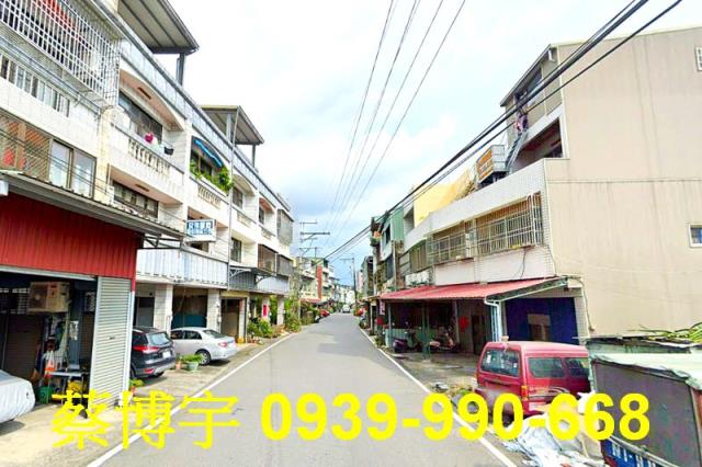 南投市軍功路法拍透天