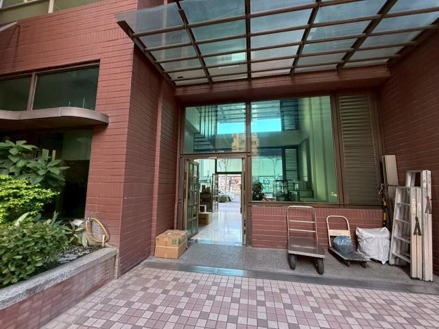 左營法拍大樓-4