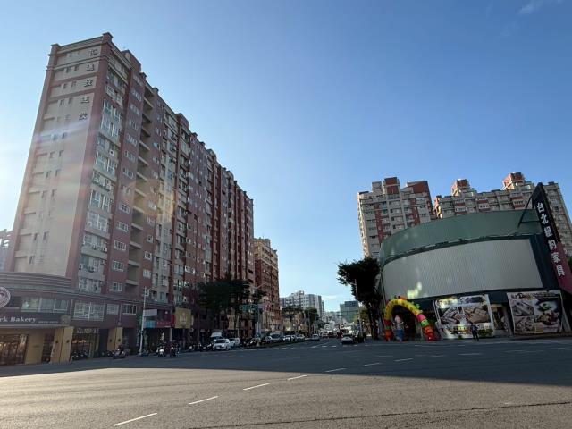 左營法拍大樓-11