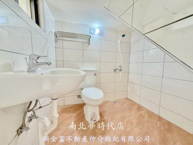 台南新市透天-10