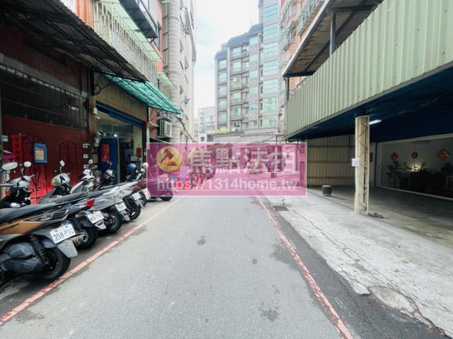 蘆洲公寓法拍-7