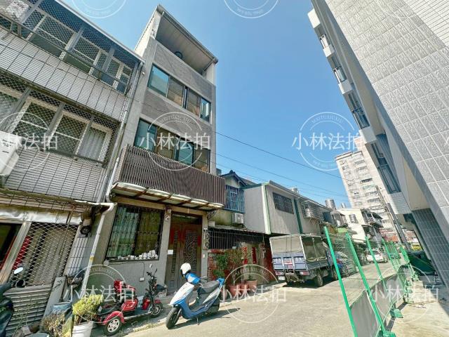 大雅法拍透天-2