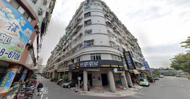 高雄鳳山大樓法拍-3