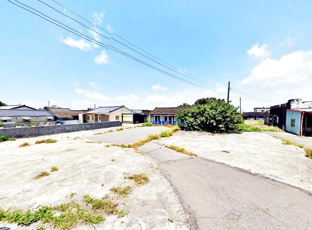 四湖鄉新溪尾路平房