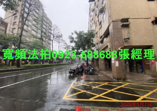 信義區拍賣店面-5