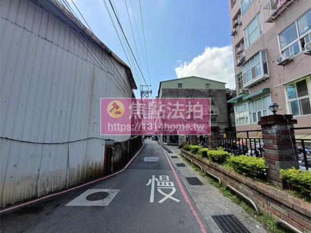 八里大樓法拍-9