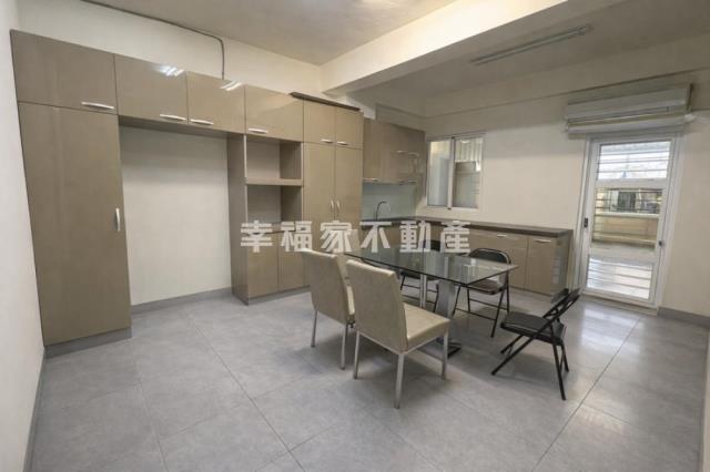 台南北區店面-8