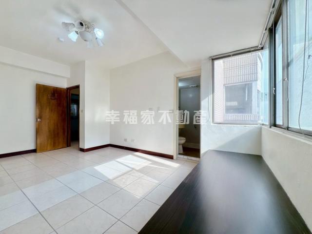 台南東區大樓-12