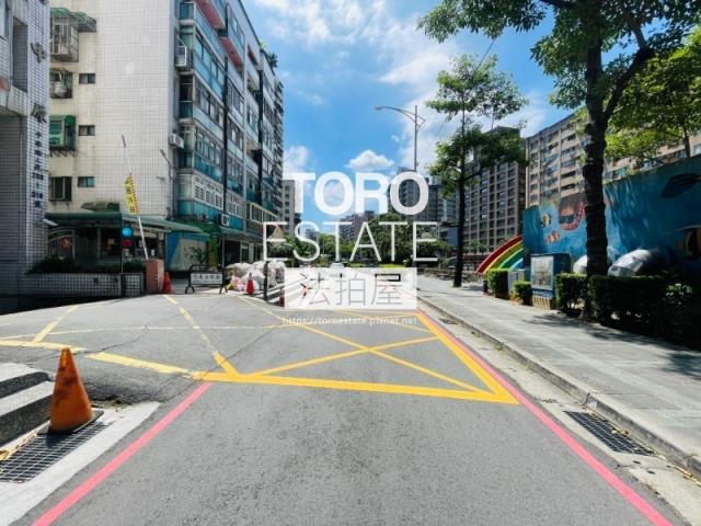 新北新莊大樓法拍-7