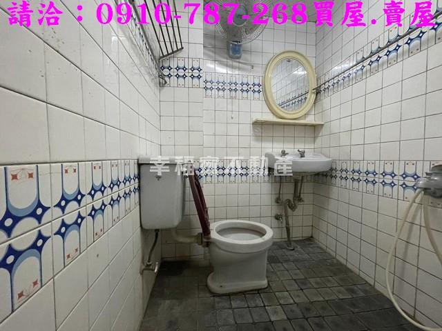 台南中西區透天-11