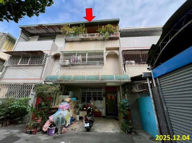 潭子法拍透天-1