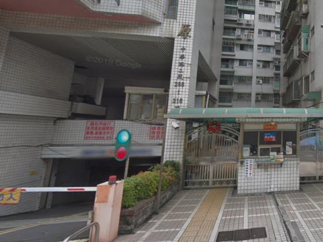 新北新莊法拍大樓-7