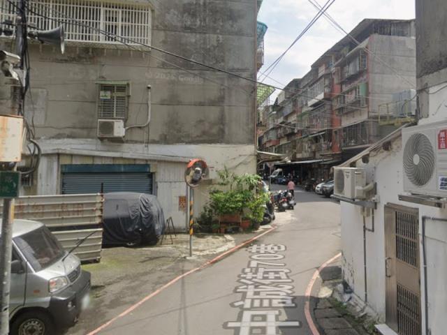 新北新莊拍賣公寓-4