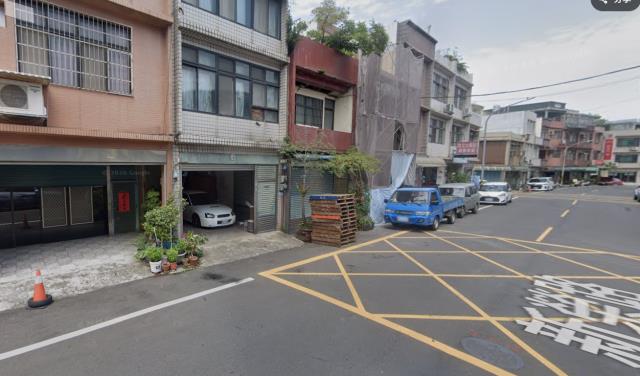 桃園平鎮法拍透天-2