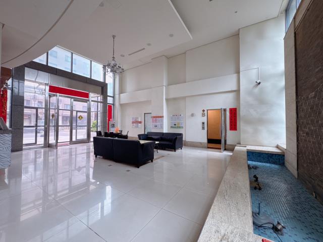 中壢戀戀歐洲4房車位