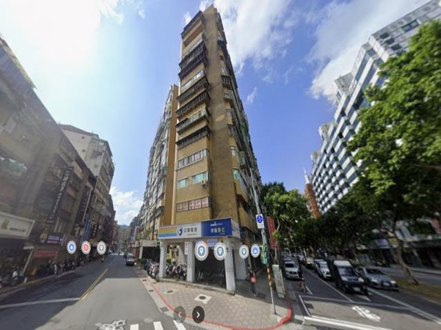 台北信義區拍賣大樓-3