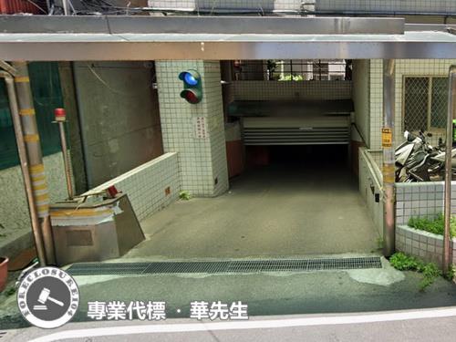 新北大樓法拍-9