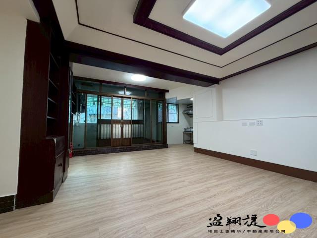 高雄鹽埕華廈-2