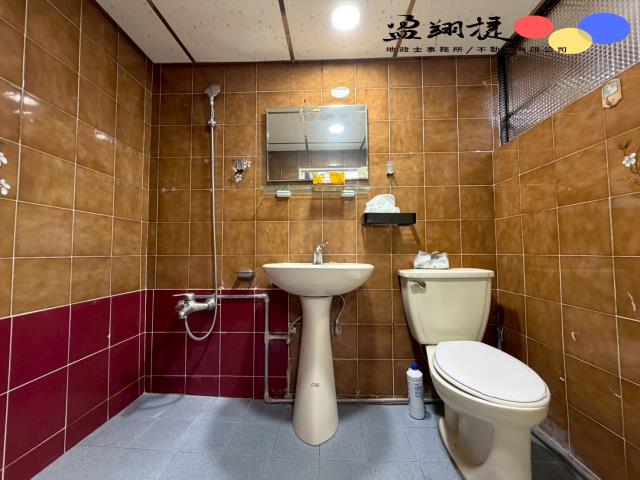 高雄鹽埕華廈-5