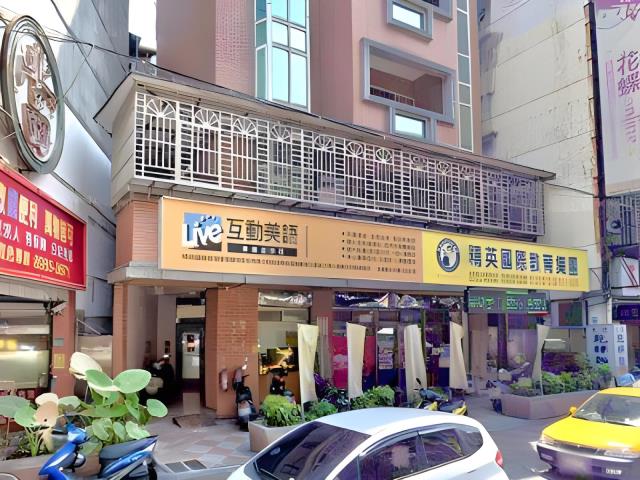 三重法拍店面-6