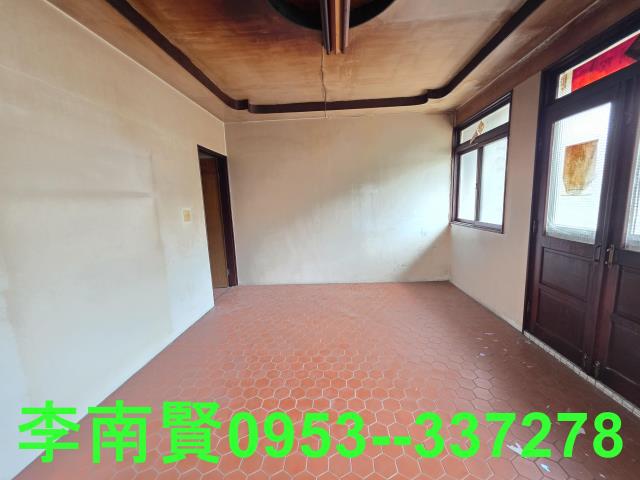 台南東區透天-11