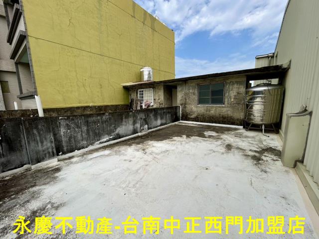 台南南區透天-11