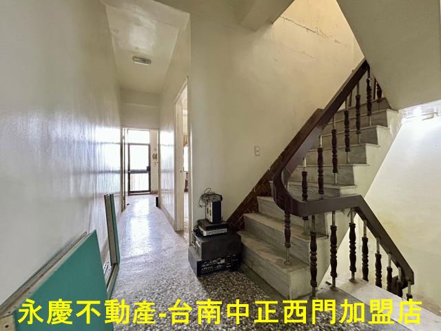 台南南區透天-8