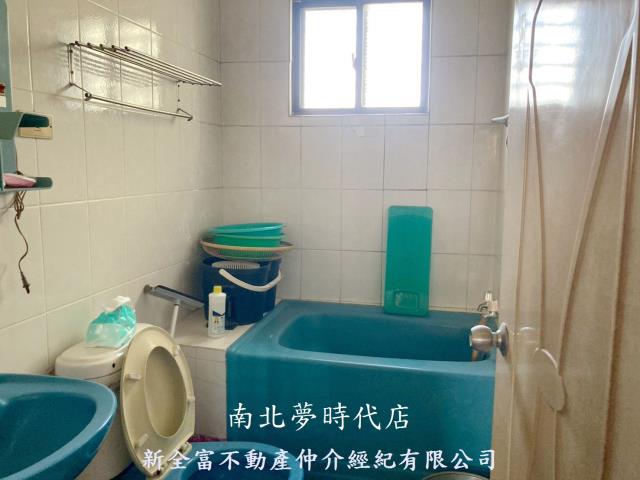 台南南區透天-13