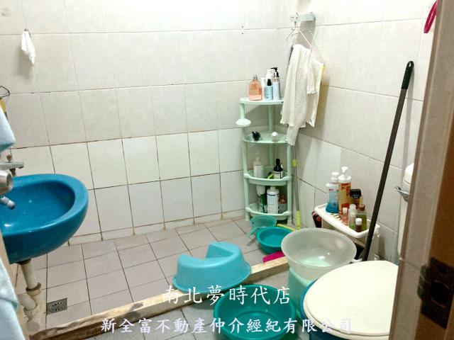 台南南區透天-14