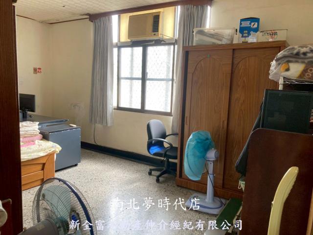 台南南區透天-9