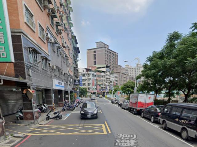 蘆洲法拍大樓-9