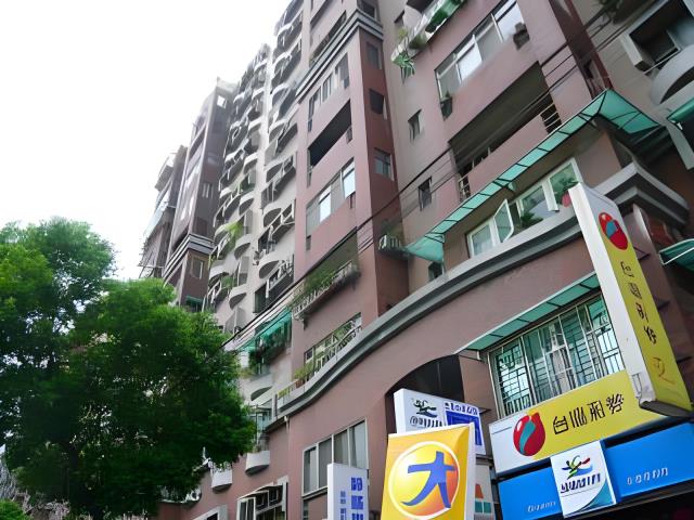 新北板橋大樓拍賣-4