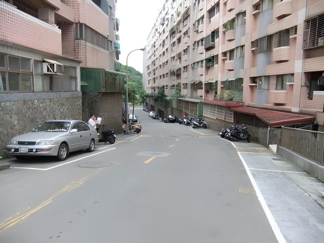 基隆法拍大樓-7