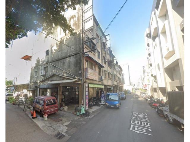 台中公寓法拍-4