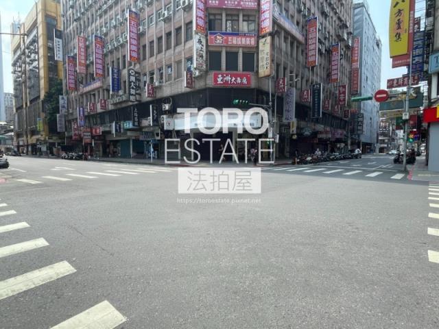 台北萬華拍賣大樓-6