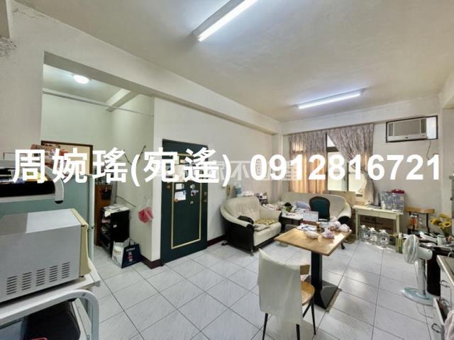 台南東區透天-11