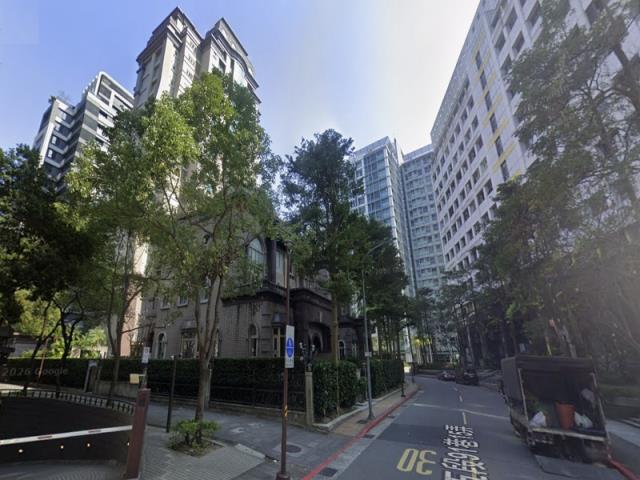 台北信義區大樓拍賣-9