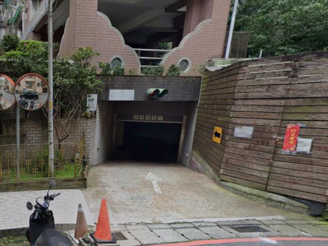新北大樓法拍-5