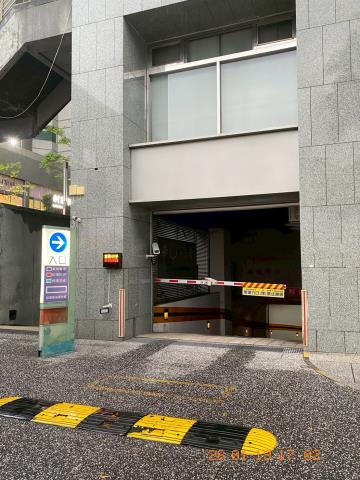 新北淡水大樓法拍-7